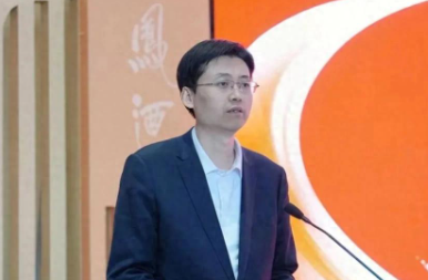 向内扎根、向外开拓，西凤酒双线协同，为“重回一流”添能量